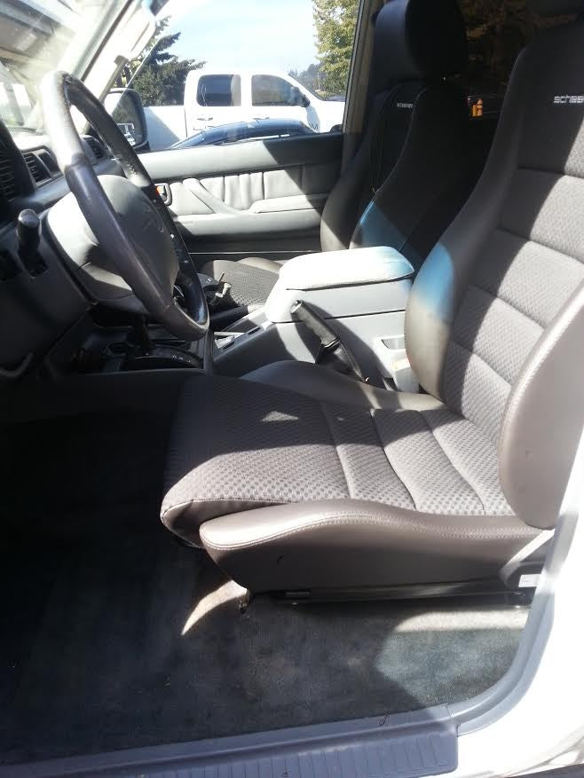 Planted Seat Bracket- Toyota Land Cruiser 80 Series [J80] (1990-1997) - Driver / Left