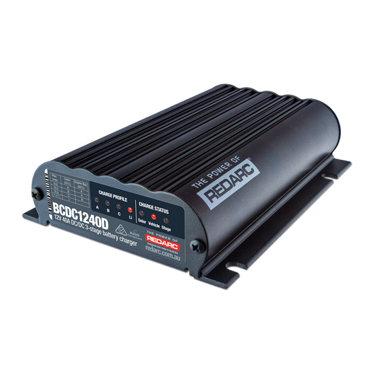 REDARC DUAL INPUT 40A IN-VEHICLE DC BATTERY CHARGER BCDC1240D