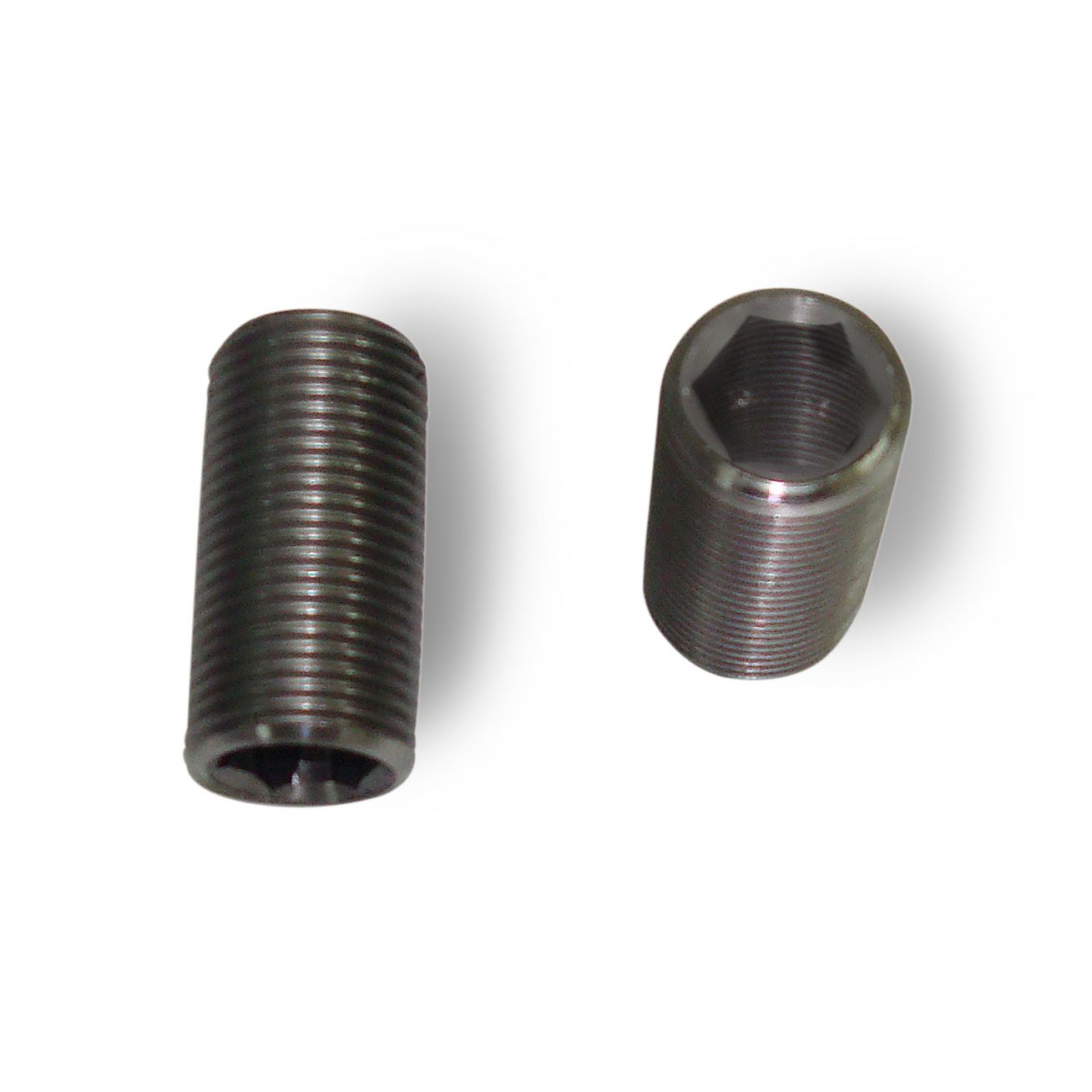 EngineQuest Dodge Hemi 2003-08 5.7L Oil Filter Adapter EQ-OFA345