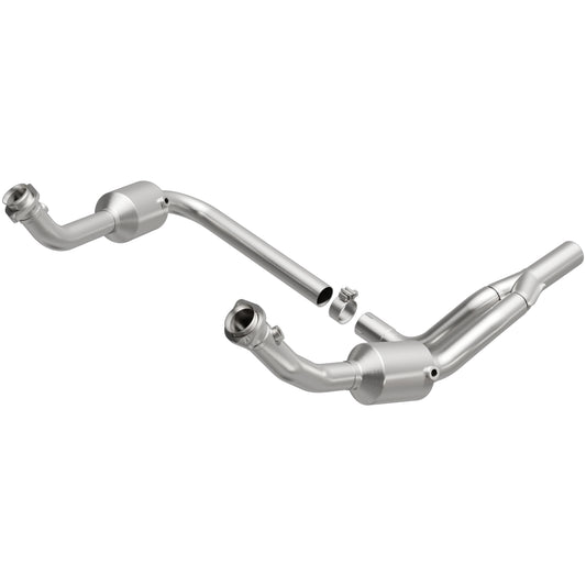 MagnaFlow 2010-2011 Jeep Wrangler OEM Grade Federal / EPA Compliant Direct-Fit Catalytic Converter MAGNAFLOW-21-458