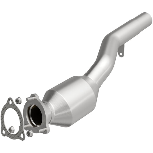 MagnaFlow 2010-2011 Porsche Cayenne OEM Grade Federal / EPA Compliant Direct-Fit Catalytic Converter MAGNAFLOW-21-597