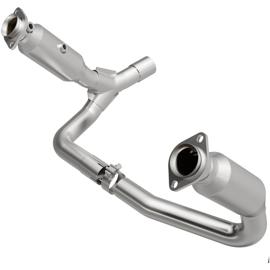 MagnaFlow 2007-2008 Dodge Dakota OEM Grade Federal / EPA Compliant Direct-Fit Catalytic Converter MAGNAFLOW-21-972