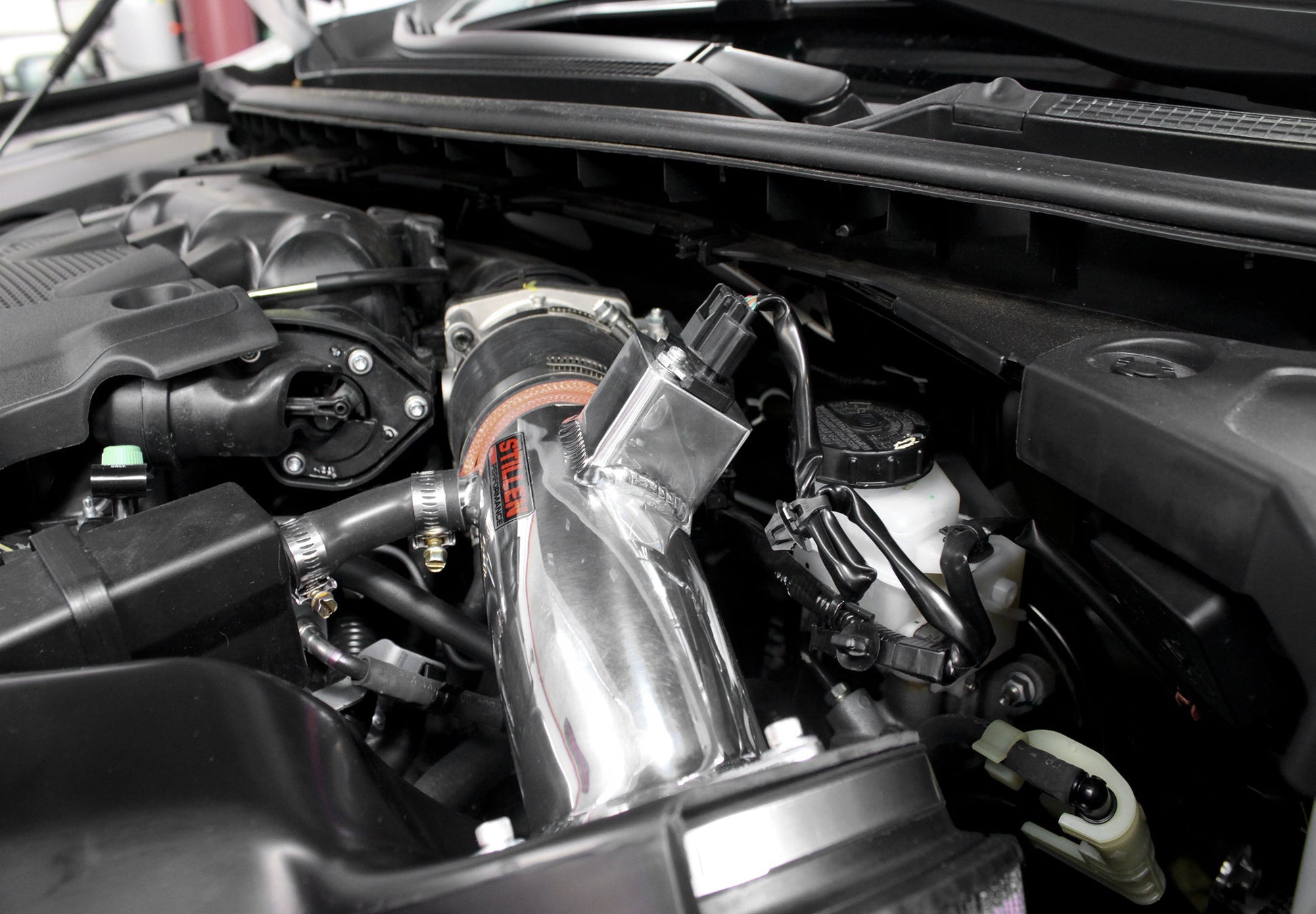 2009-2015 Nissan Maxima Hi-Flow Air Intake Kit [A35] - Dry Filter - 402962DF