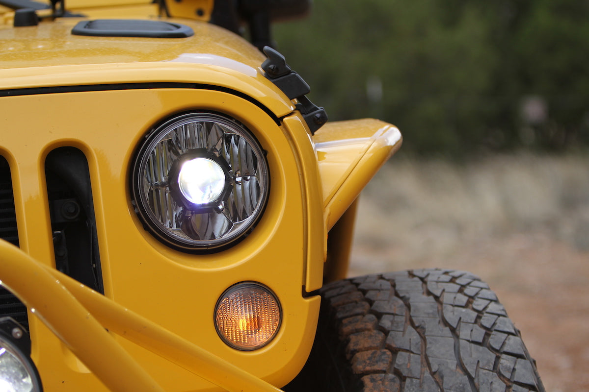 KC HiLiTES 7 in Gravity LED Pro - Single Headlight - SAE/ECE - 55W / 60W Driving Beam - Universal / 07-18 Jeep JK 4234
