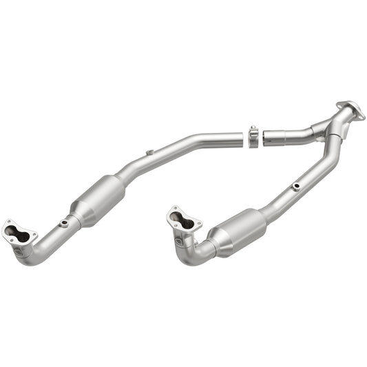 MagnaFlow 2003 Land Rover Discovery California Grade CARB Compliant Direct-Fit Catalytic Converter MAGNAFLOW-4551028