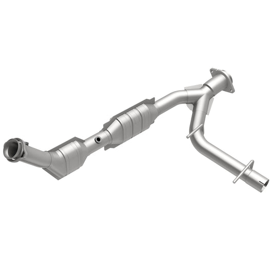 MagnaFlow 2003-2004 Ford Expedition California Grade CARB Compliant Direct-Fit Catalytic Converter MAGNAFLOW-458022