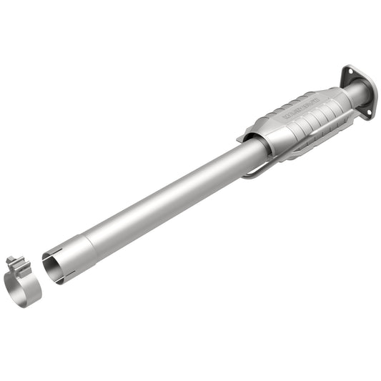 MagnaFlow 2004-2006 Jeep Wrangler OEM Grade Federal / EPA Compliant Direct-Fit Catalytic Converter MAGNAFLOW-49000