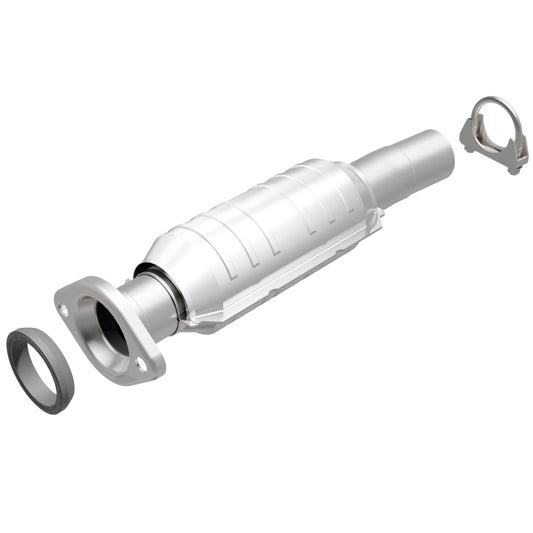 MagnaFlow 2004-2006 Toyota Sienna OEM Grade Federal / EPA Compliant Direct-Fit Catalytic Converter MAGNAFLOW-49030