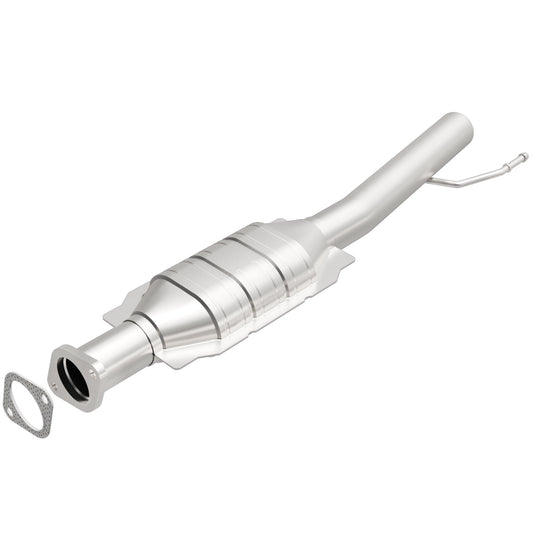 MagnaFlow OEM Grade Federal / EPA Compliant Direct-Fit Catalytic Converter 49662 MAGNAFLOW-49662