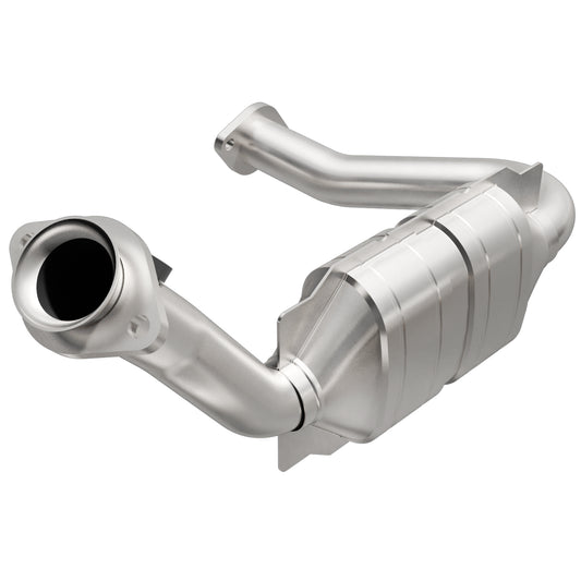 MagnaFlow OEM Grade Federal / EPA Compliant Direct-Fit Catalytic Converter 49677 MAGNAFLOW-49677
