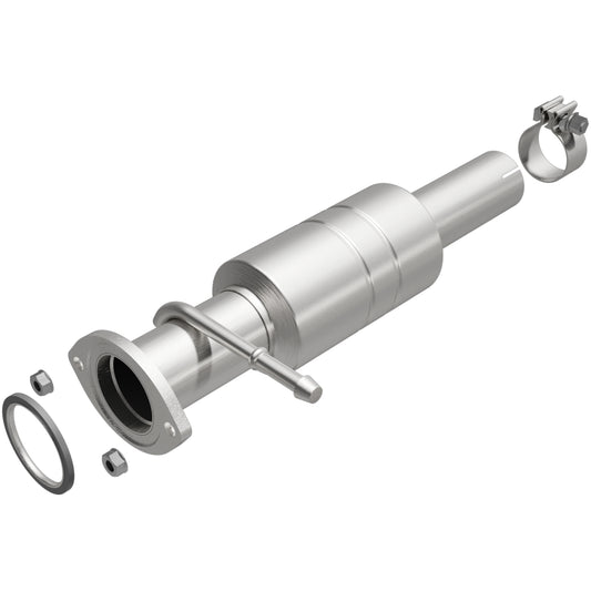 MagnaFlow 2009-2013 Toyota Highlander OEM Grade Federal / EPA Compliant Direct-Fit Catalytic Converter MAGNAFLOW-52207