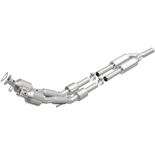 MagnaFlow 2012-2014 Volkswagen Passat OEM Grade Federal / EPA Compliant Direct-Fit Catalytic Converter MAGNAFLOW-52938
