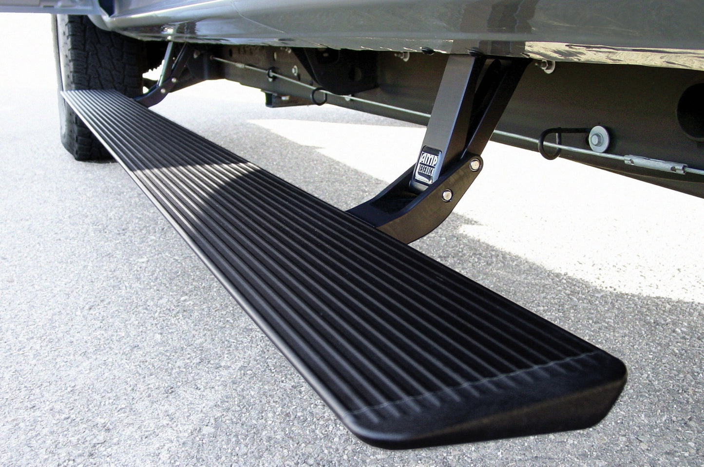 AMP Research 75115-01A PowerStep Electric Running Boards For 2002-2006 Cadillac Escalade 2001-2006 Chevrolet Avalanche 2000-2006 Chevrolet/GMC Tahoe/Suburban/Yukon