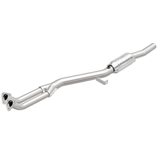 MagnaFlow Standard Grade Federal / EPA Compliant Direct-Fit Catalytic Converter 93685 MAGNAFLOW-93685