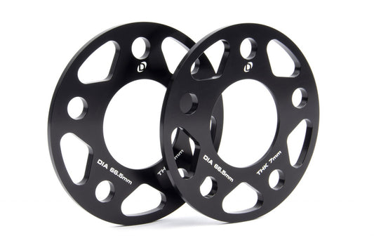 Dinan Spacers; 66.5mm CB - 7mm Thick D210-2025