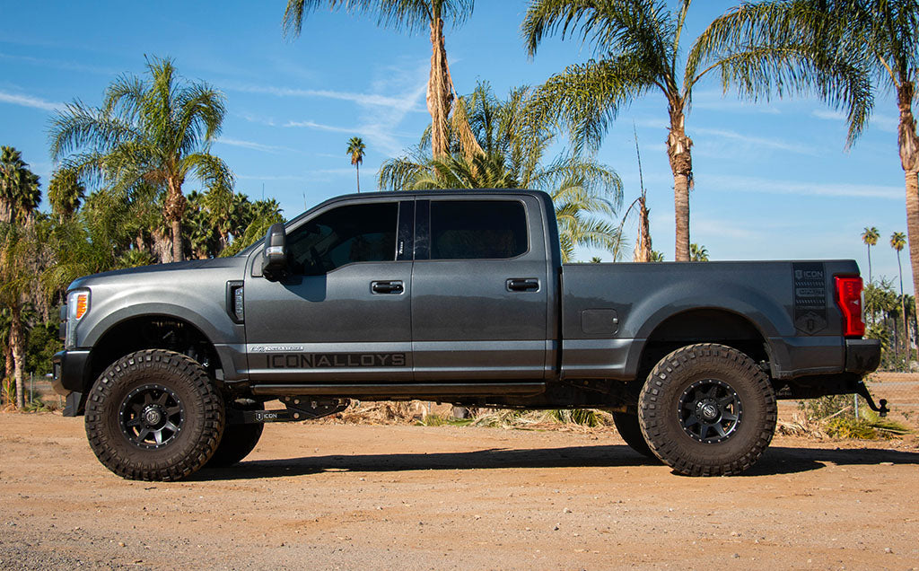 ICON Vehicle Dynamics 17-19 FORD F250/F350 4.5" STAGE 5 SUSPENSION SYSTEM W RADIUS ARM K64515R