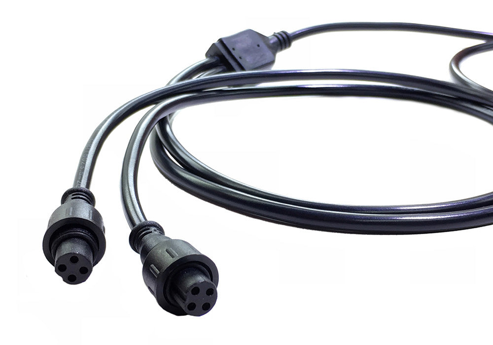 Quake LED - QW838 - 1 To 2 RGB Y Splitter