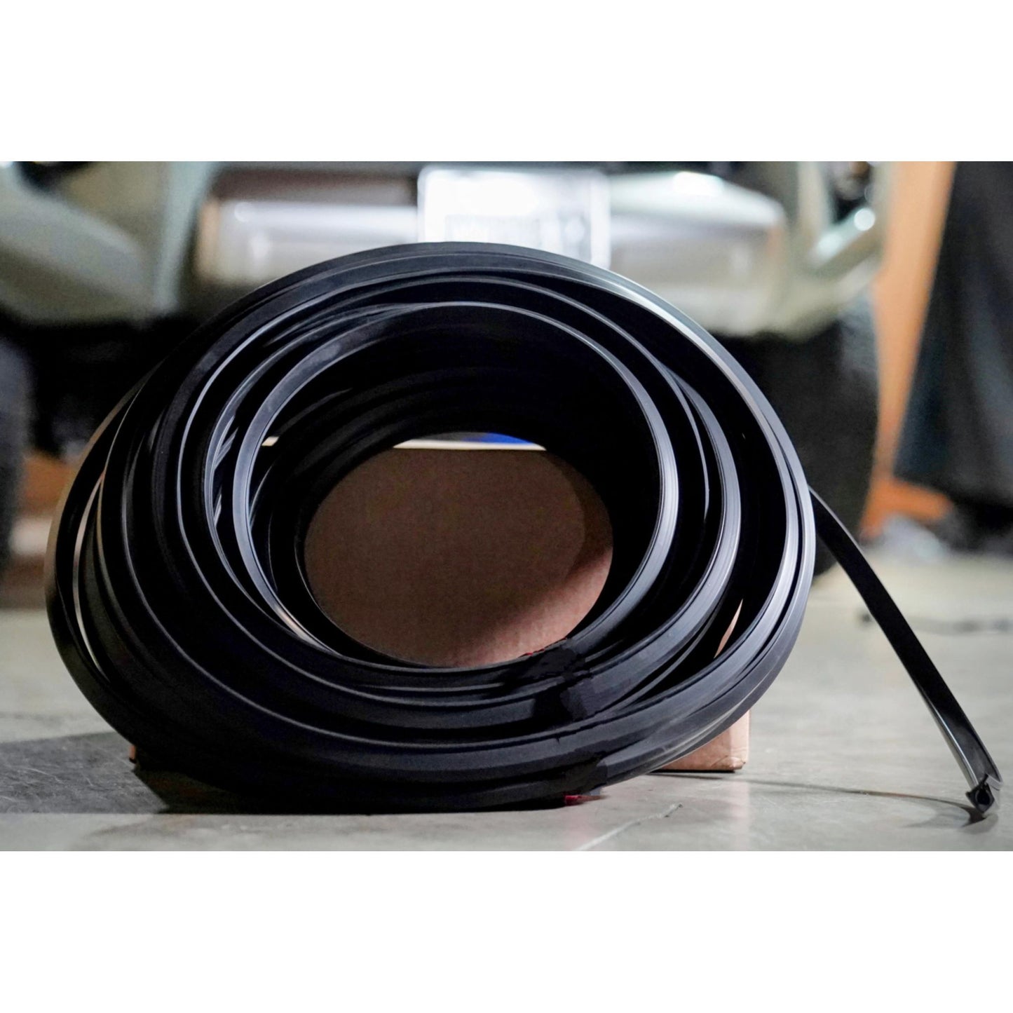 KC HiLiTES Universal Wire Hider - 25M Bulk 63001