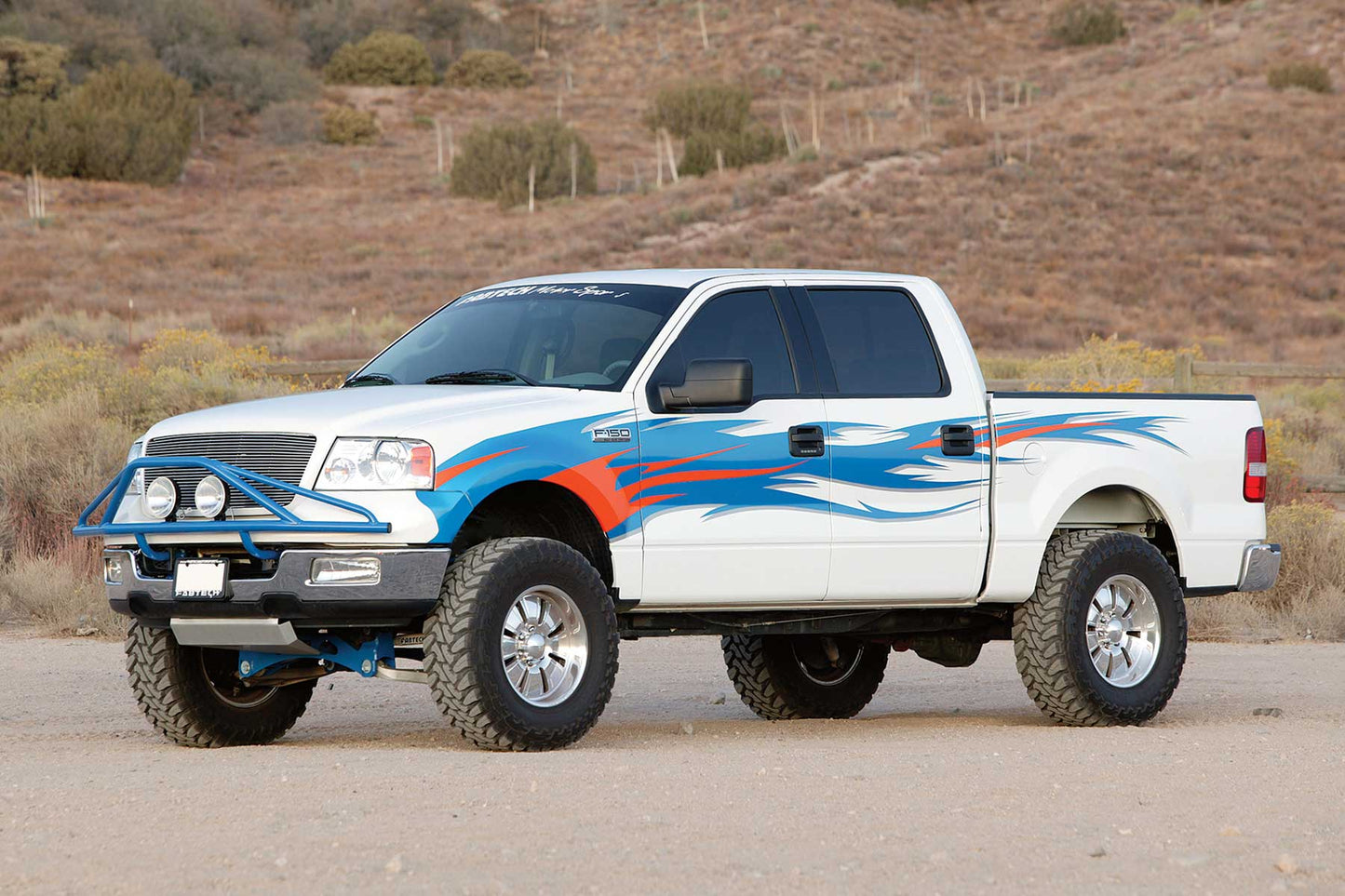 Fabtech 6" PERF SYS W/DLSS 2.5 C/Os & RR DLSS 04-08 FORD F150 2WD K2001DL