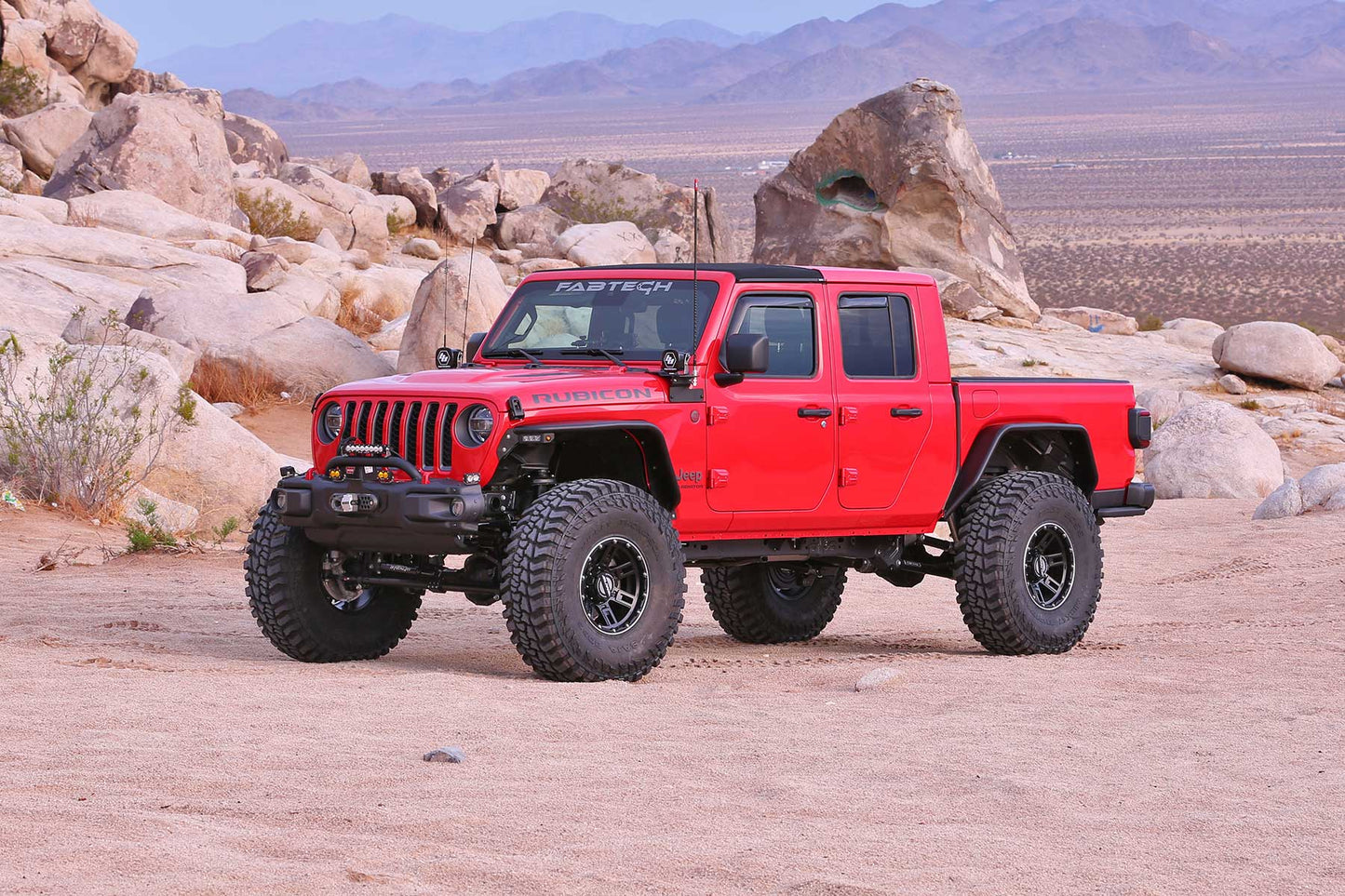 Fabtech 5" CRAWLER W/ DLSS RESI 2020-22 JEEP JT 4WD GAS K4178DL
