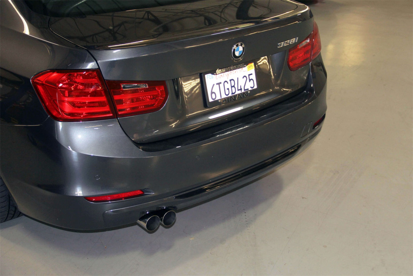Dinan Free Flow Axle-Back Exhaust - 2012-2016 BMW 328i/428i Black D660-0046-BLK