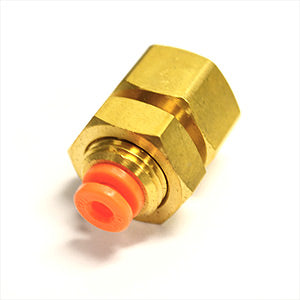 Ridetech 1/8" NPT -1/8" airline bulkhead 31957014