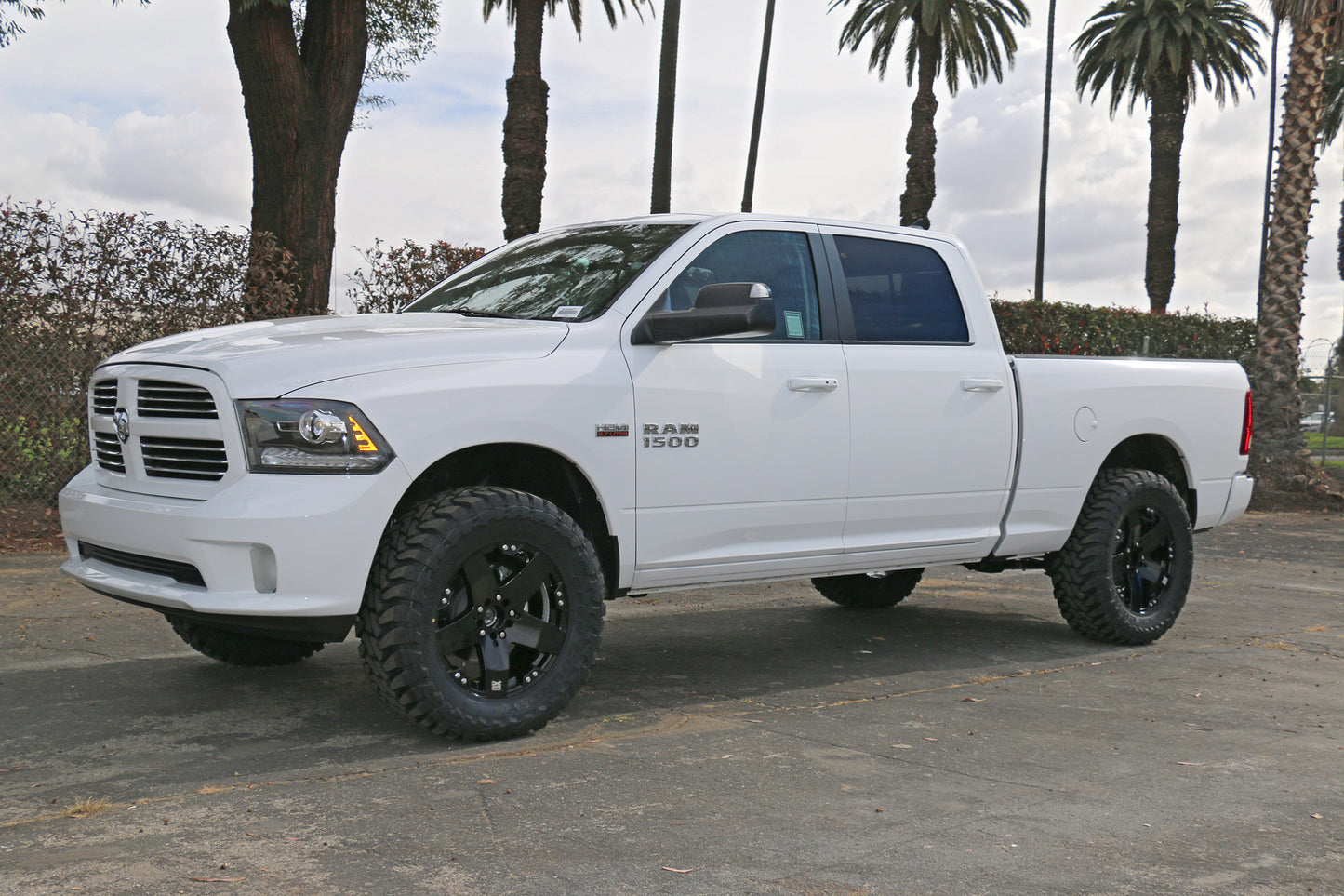 ICON Vehicle Dynamics 09-18 RAM 1500 4WD .75-2.5" STAGE 1 SUSPENSION SYSTEM K213001